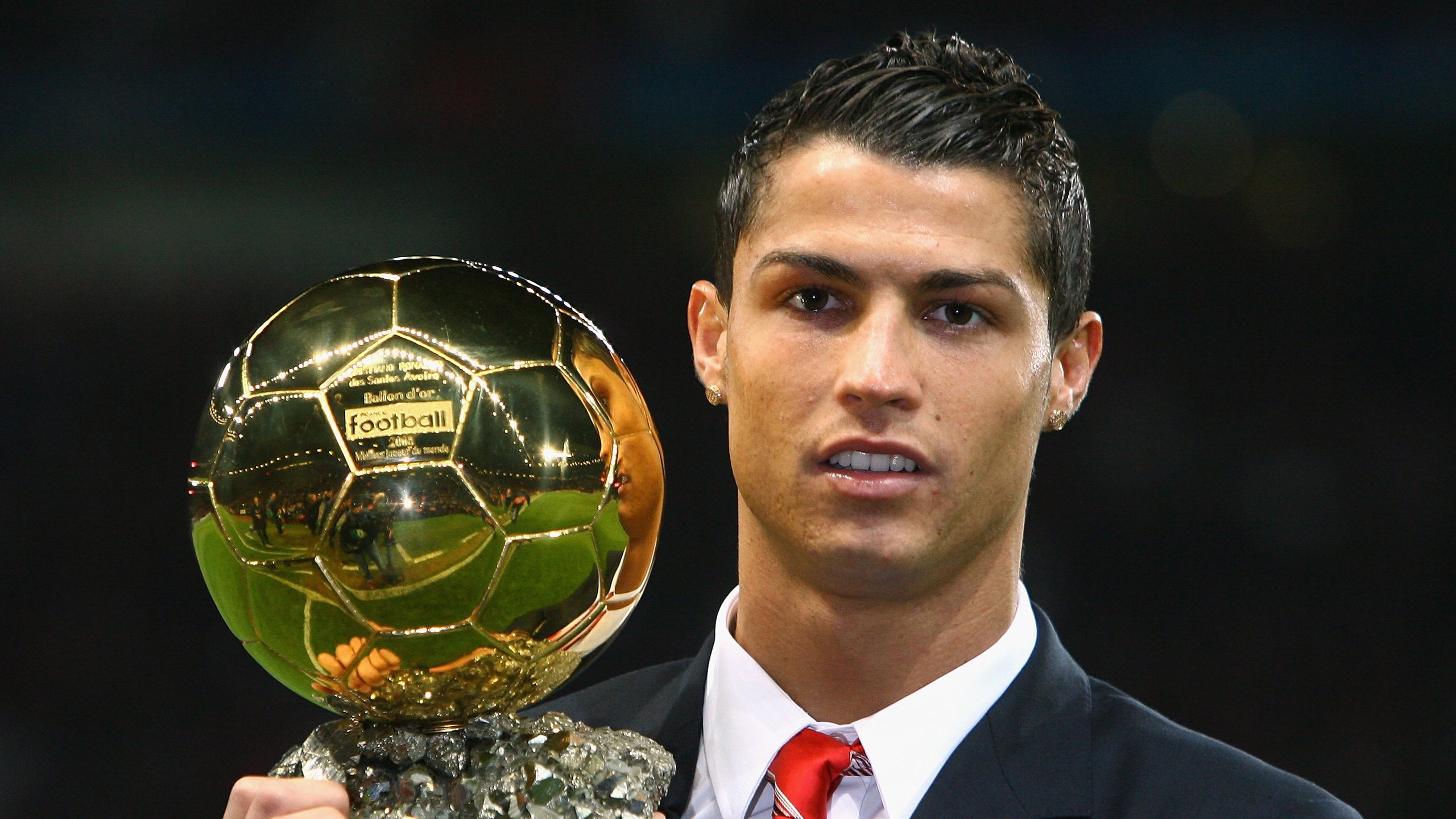 “埃尔斯·霍斯特的非凡防守,南非羚羊队更具竞争力”